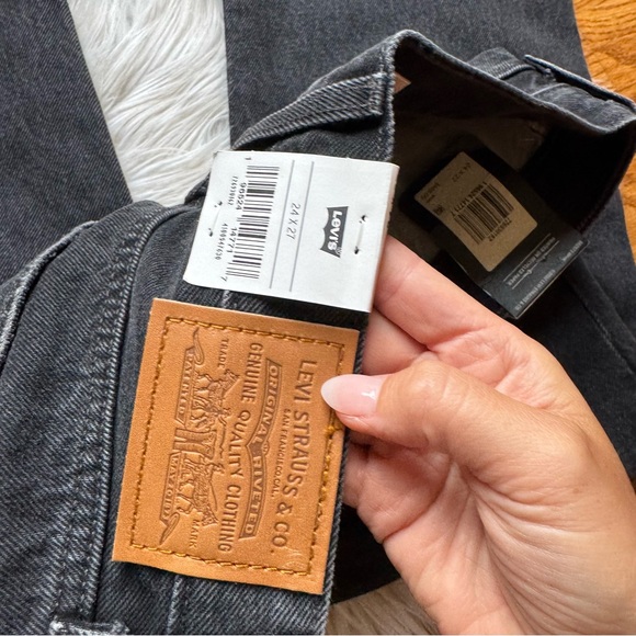 NWT Levis ribcage straight ankle jeans - Picture 8 of 14